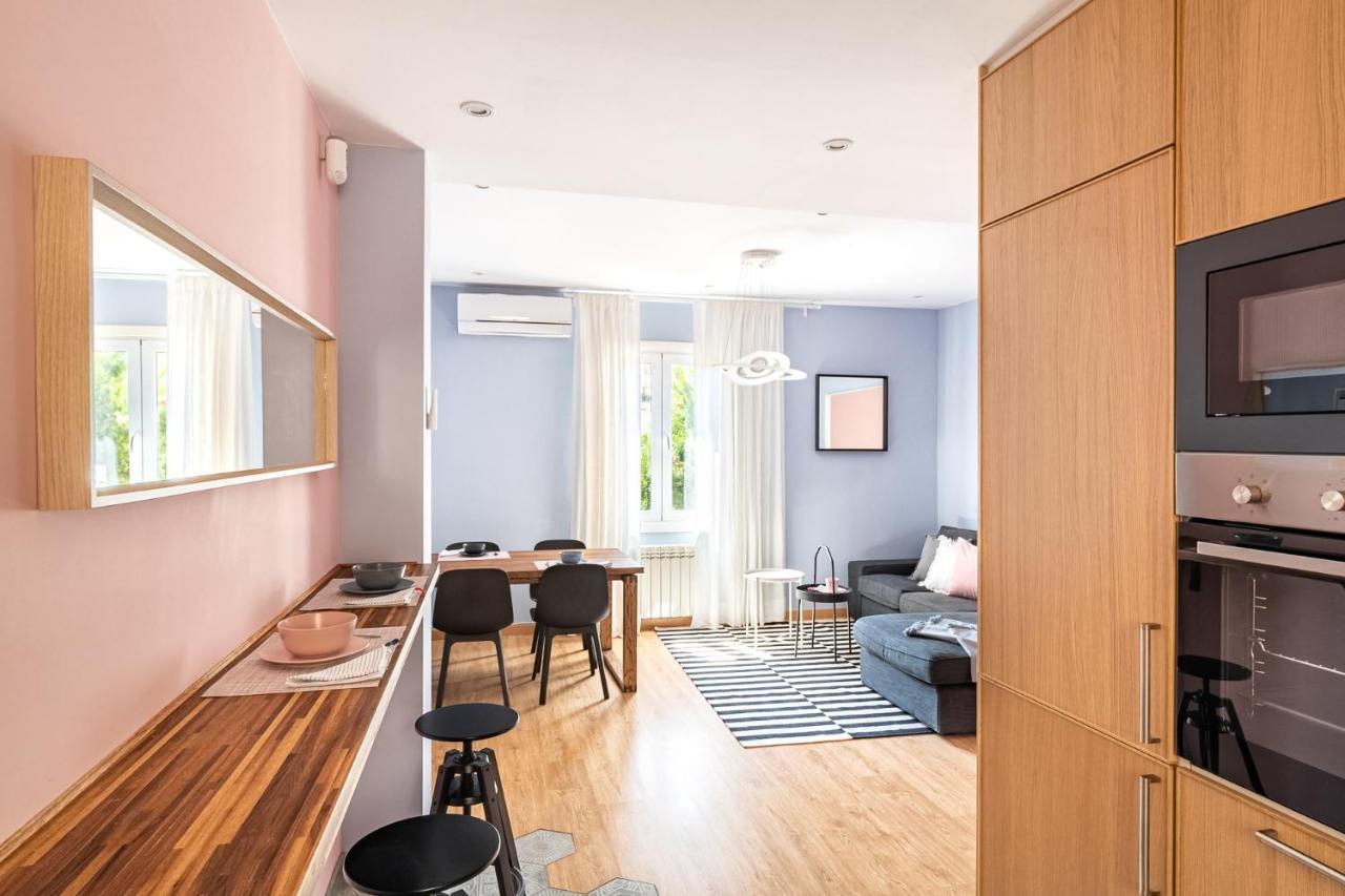 Three Bedrooms Apartment Barcelona Eksteriør bilde
