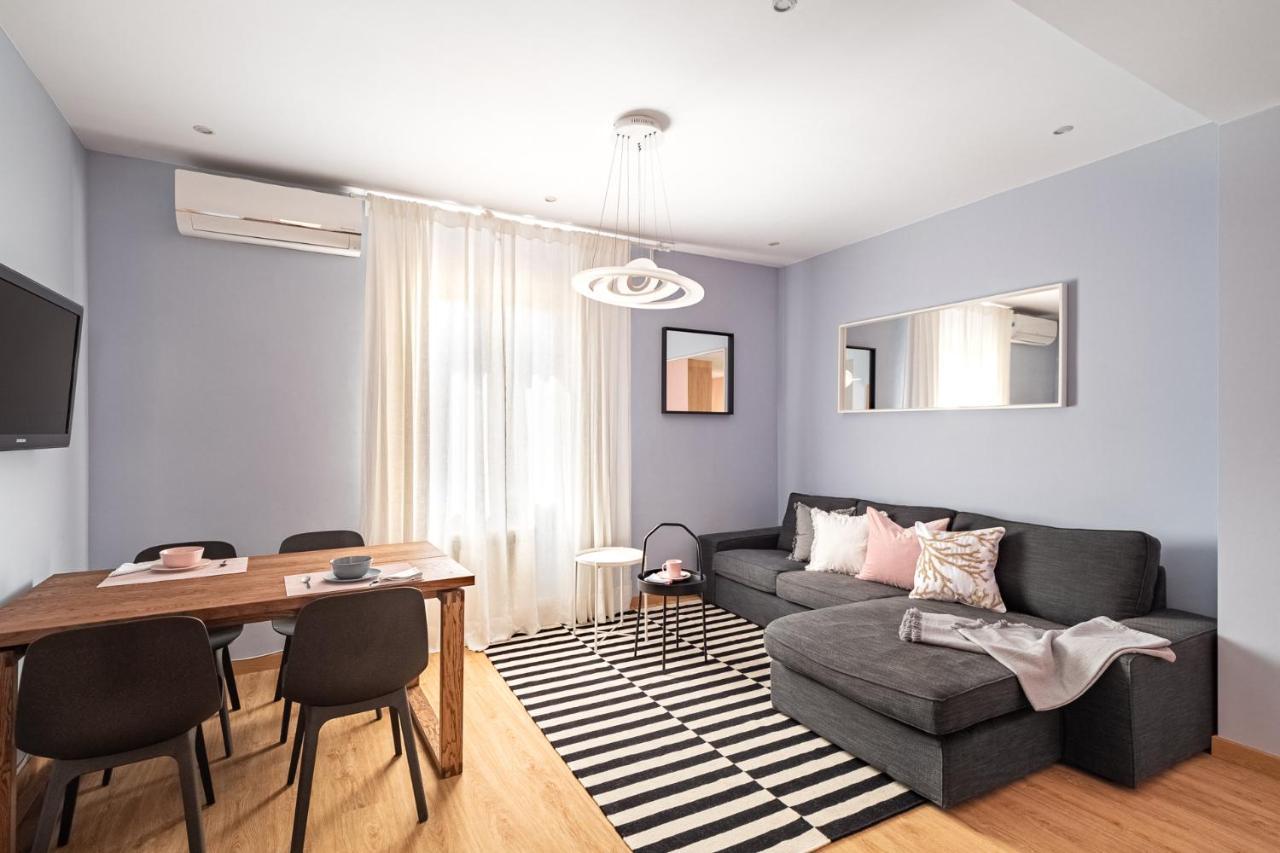 Three Bedrooms Apartment Barcelona Eksteriør bilde