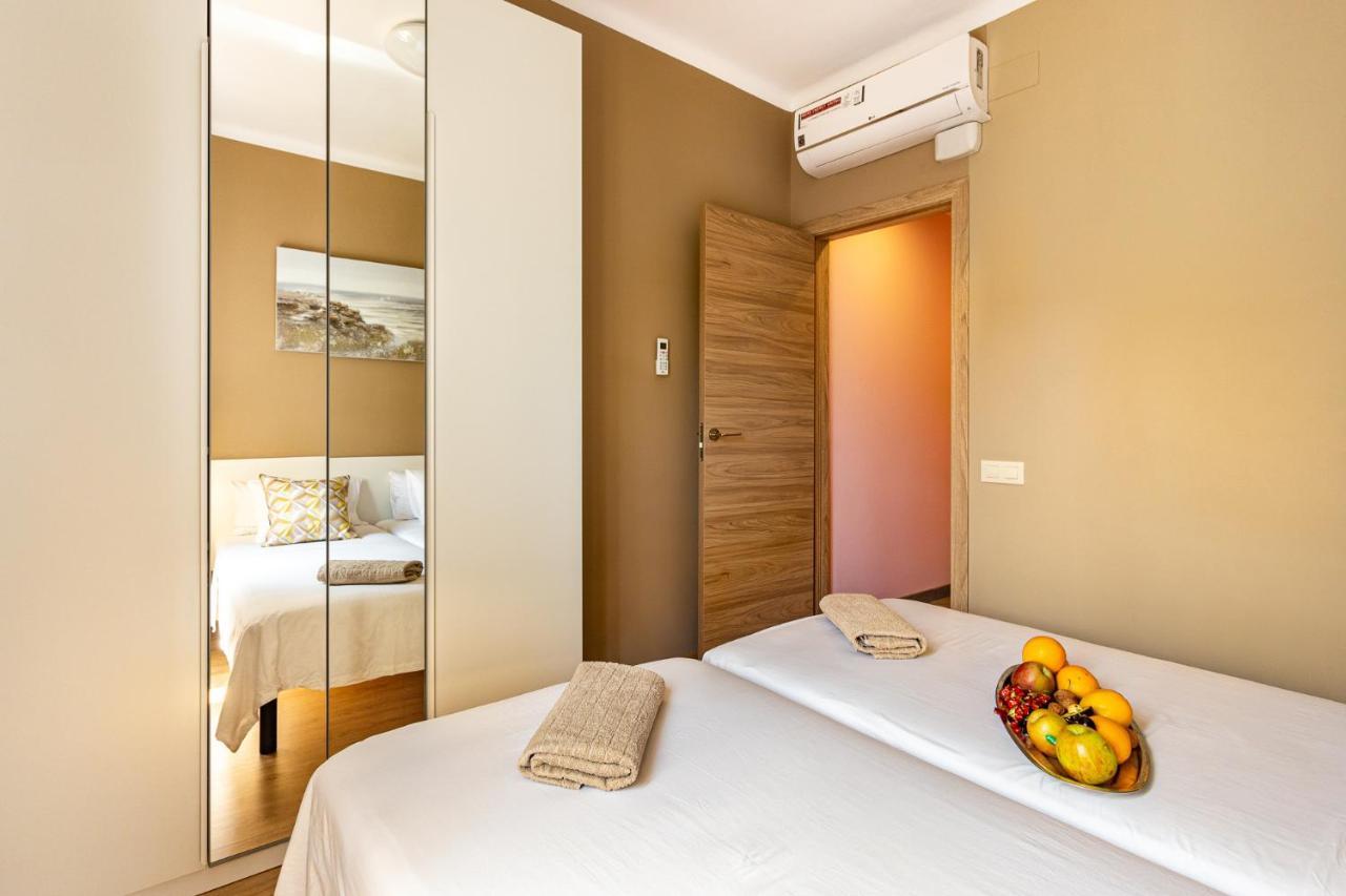 Three Bedrooms Apartment Barcelona Eksteriør bilde