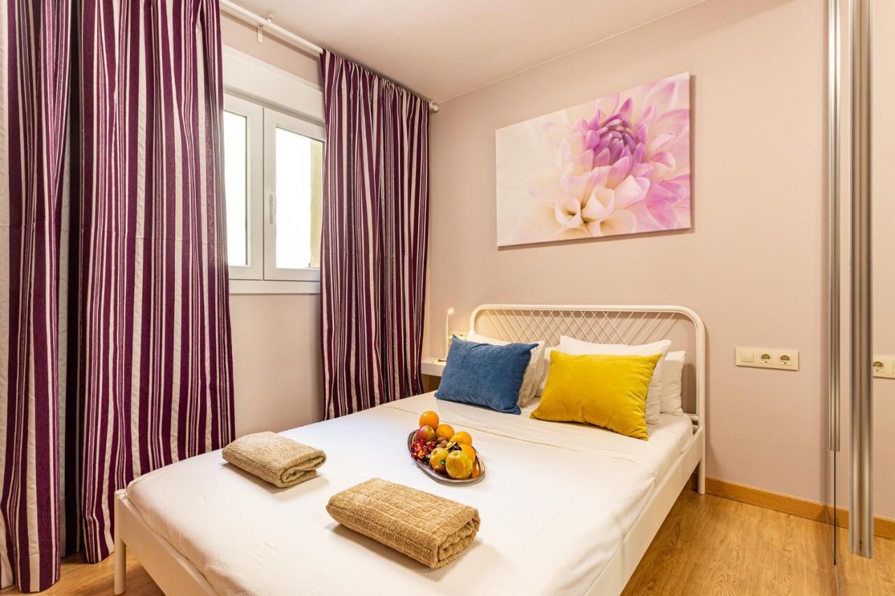 Three Bedrooms Apartment Barcelona Eksteriør bilde